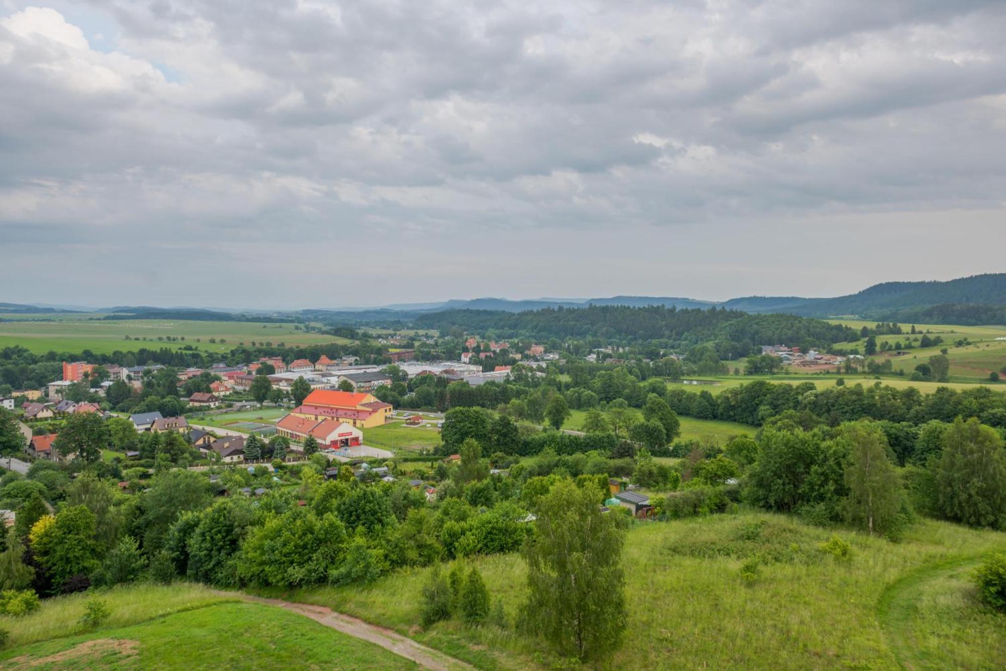 Rajska Polana Domki Premium ,Na Odludziu Z Prywatna Balia Z Jacuzzi I Sauna ,Cisza,Rowery Elektryczne,Gory,Astroprzygoda,- Adrspach, Skalne Miasto, Zamek Ksiaz,Andrzejowka,Karpacz, Sniezka,Janskie Laznie,Pec Mieroszow Eksteriør bilde